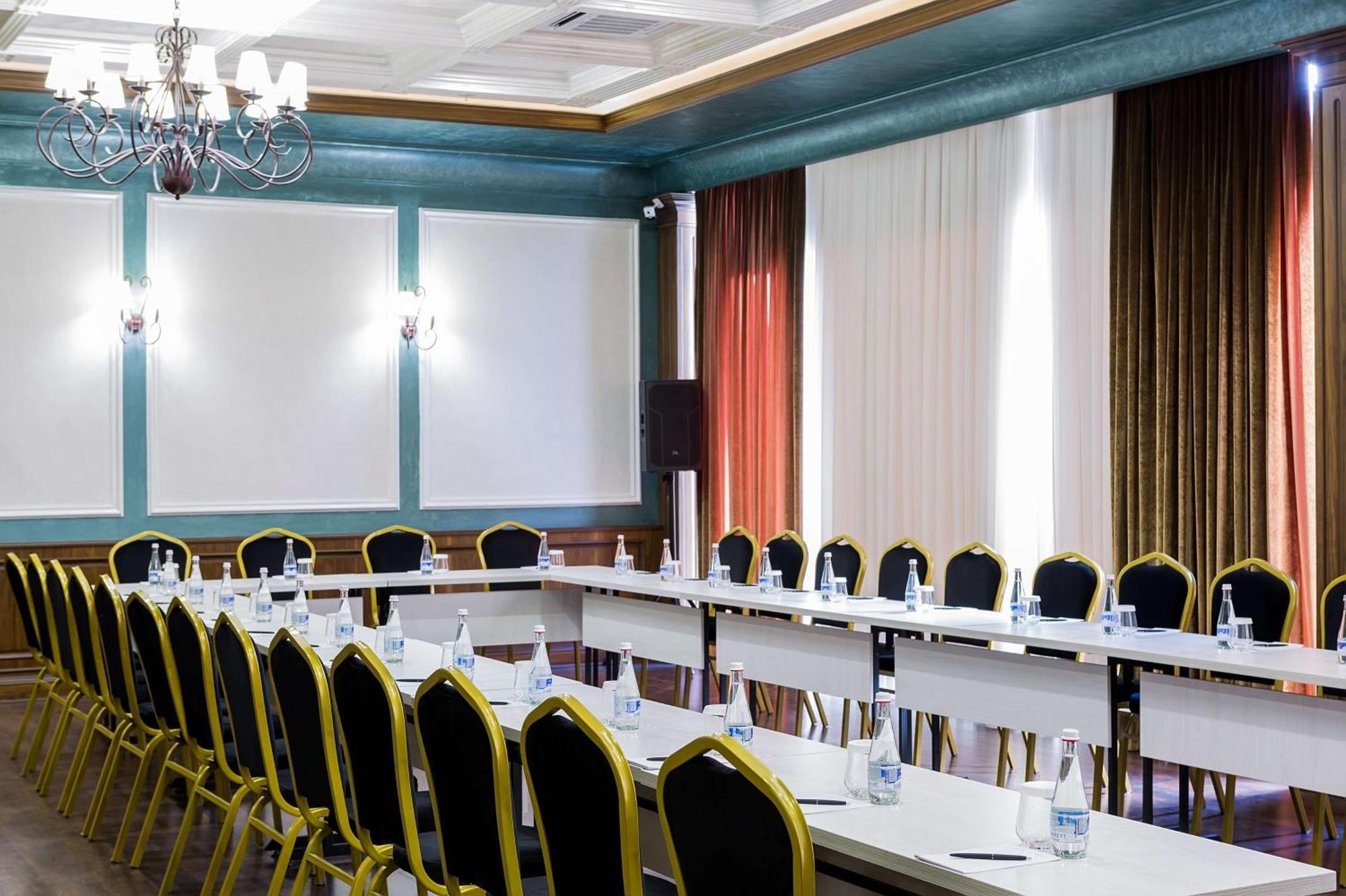 Panarams Tashkent Hotel, A Member Of Radisson Individuals Exterior photo