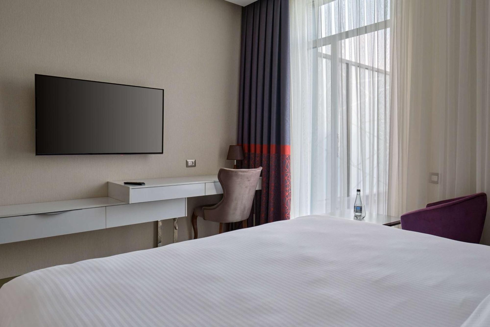 Panarams Tashkent Hotel, A Member Of Radisson Individuals Exterior photo