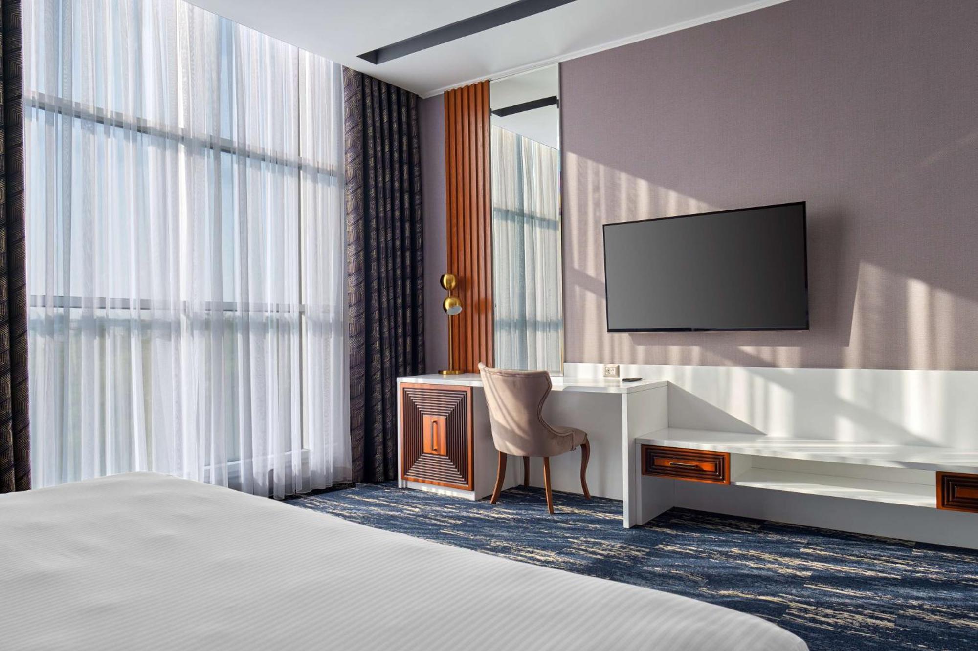 Panarams Tashkent Hotel, A Member Of Radisson Individuals Exterior photo