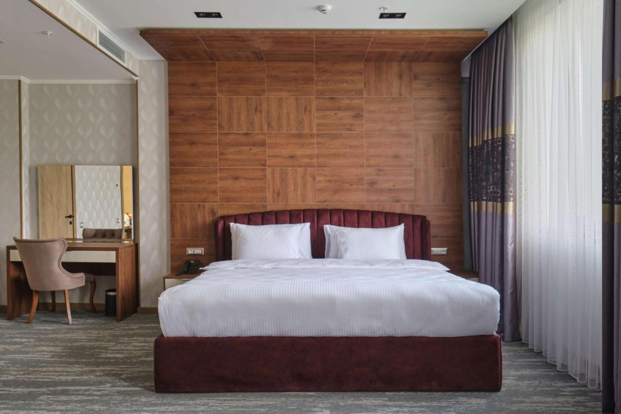 Panarams Tashkent Hotel, A Member Of Radisson Individuals Exterior photo