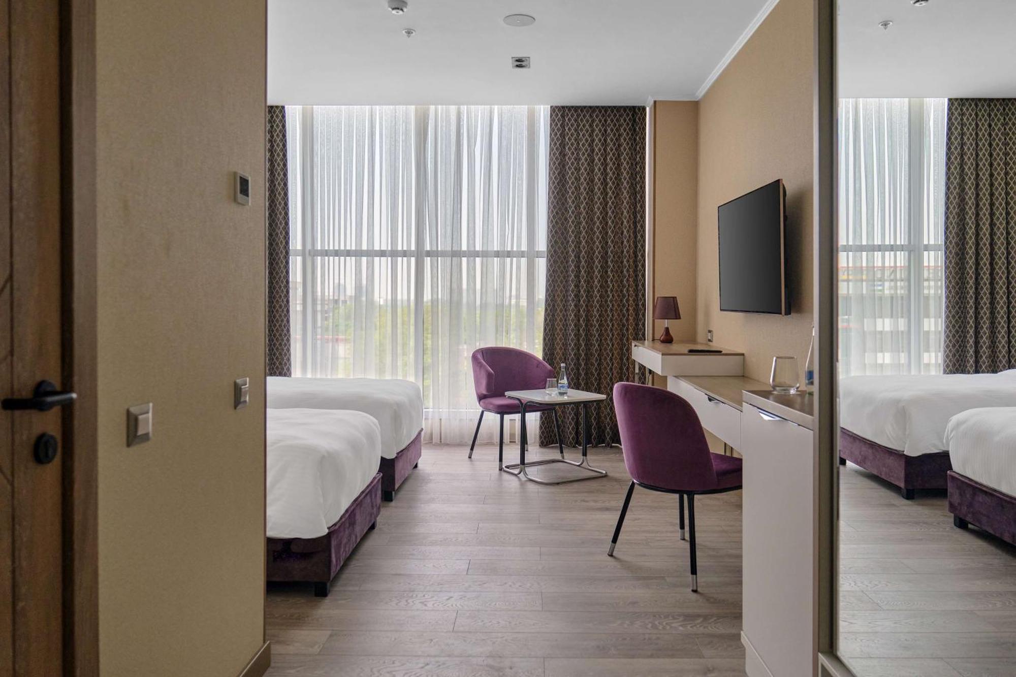 Panarams Tashkent Hotel, A Member Of Radisson Individuals Exterior photo